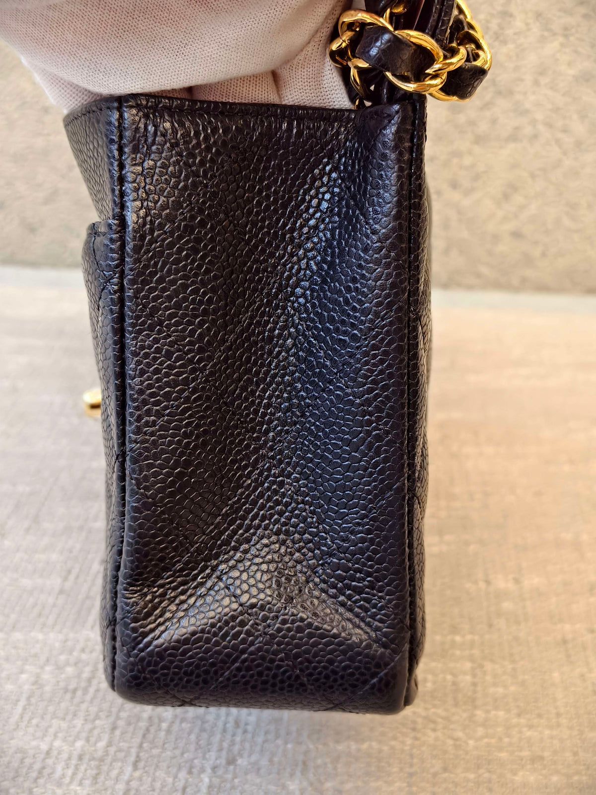 Include Entrupy Certificate of Authenticity｜Very Good ( Rank A)｜ CHANEL caviar Skin Matrasse Chain Double Flap 25 Shoulder Bag  Black
