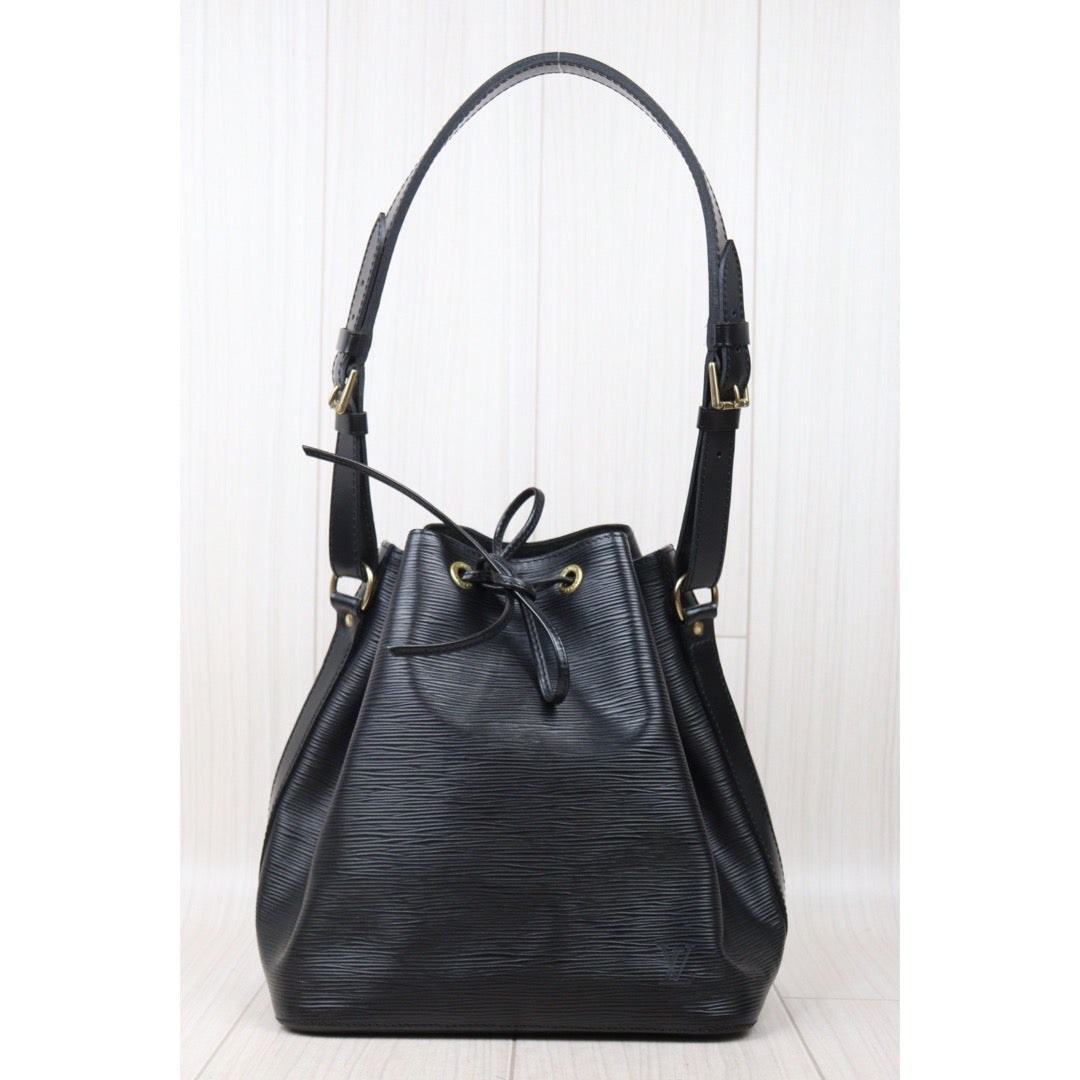 Rank AB｜ LV Epi Noe Shoulder Bag Black｜24053010