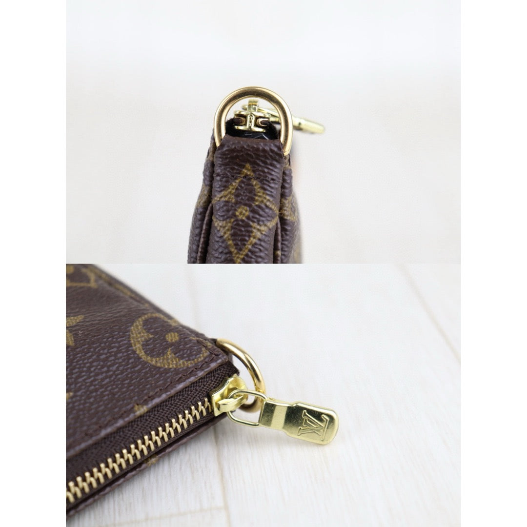 Very Good ( Rank A) ｜ LV Monogram Pochette Accessoires ｜H25021903