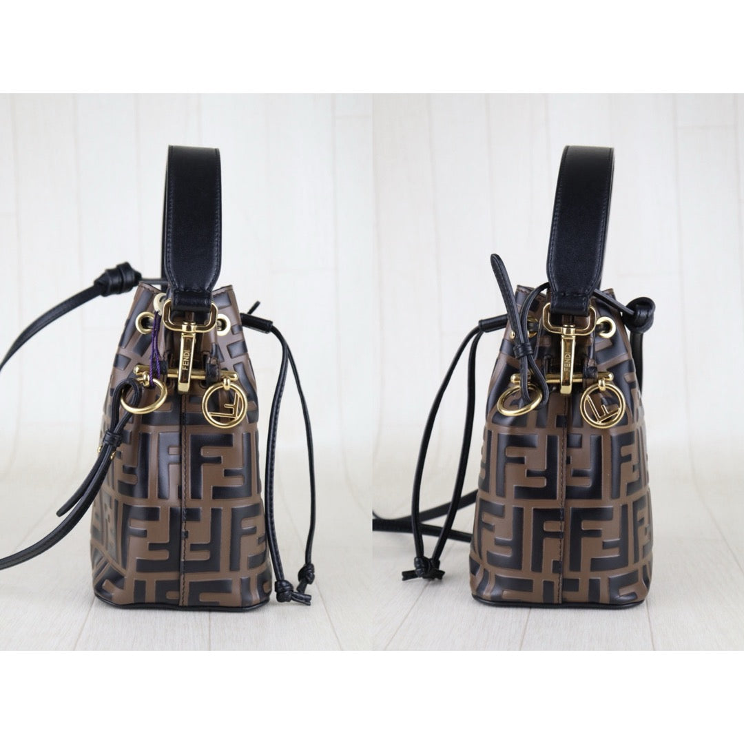 Good ( Rank AB)｜ FENDI Zucca Mini Mon Tresor Calf Leather Bucket bag Shoulder Bag Brown ｜S26010803