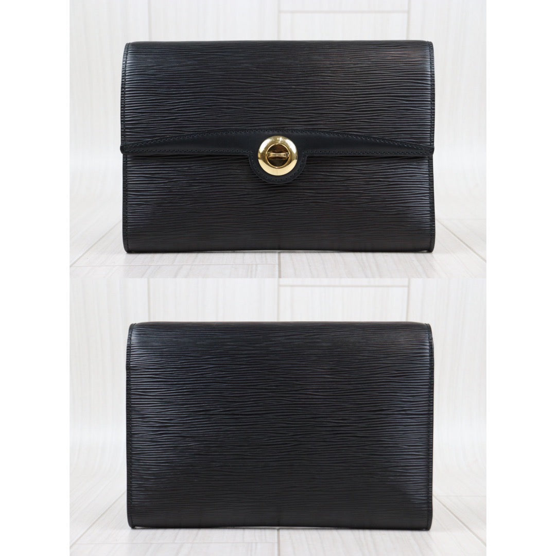 Rank AB｜ LV Epi Shoulder Bag Black｜24011903