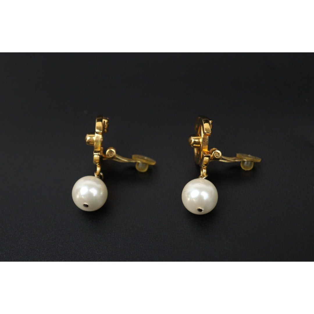 Very Good ( Rank A)｜CHANEL Vintage 18K Gold Plating Pearl Earrings  Made In 1997Year ｜24122628