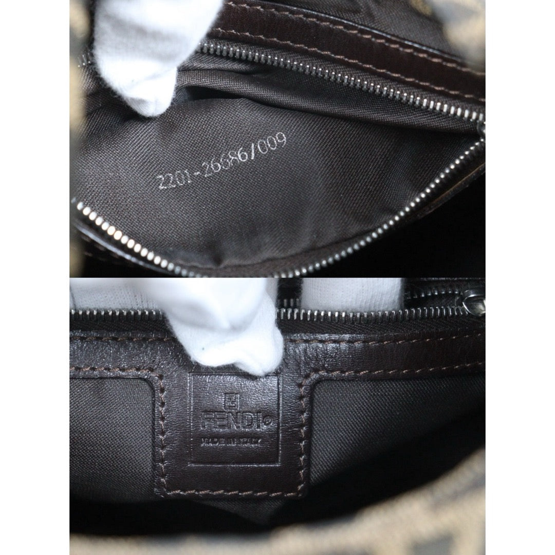 Include Entrupy Certificate of Authenticity｜Good ( Rank AB)｜ FENDI Mamma French Fries Charm Shoulder Bag  ｜26080620
