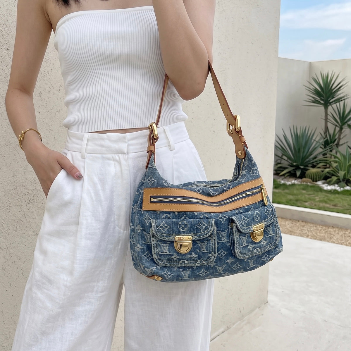Include Entrupy Certificate of Authenticity｜Good ( Rank AB)｜Louis Vuitton Monogram Denim Baggy PM  ShoulderBag｜Z26092907