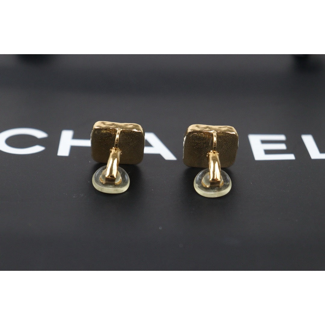 Very Good ( Rank A)｜CHANEL COCO Mark Sugar cube Earrings ｜P24110118