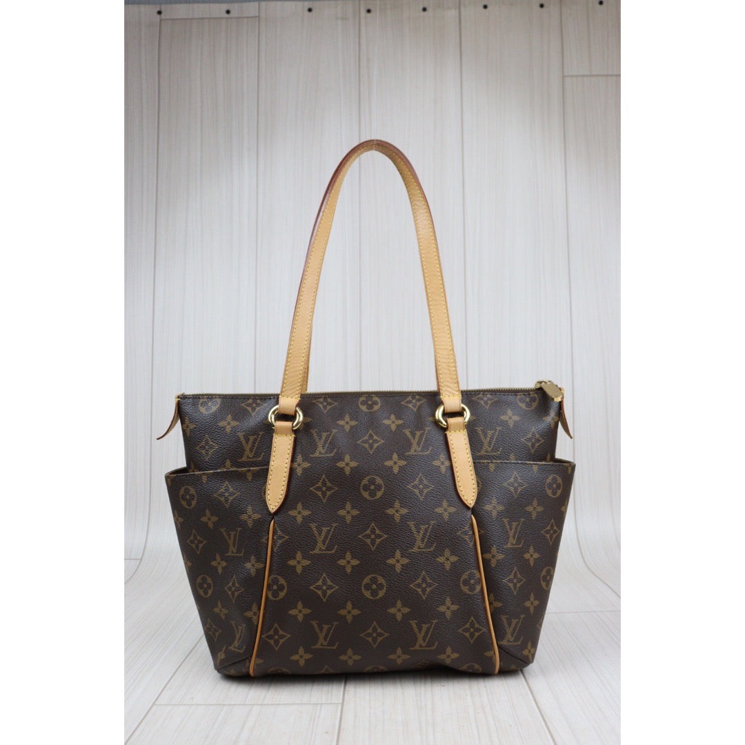 Rank AB ｜ LV Monogram Totally PM Tote Bag｜24022209