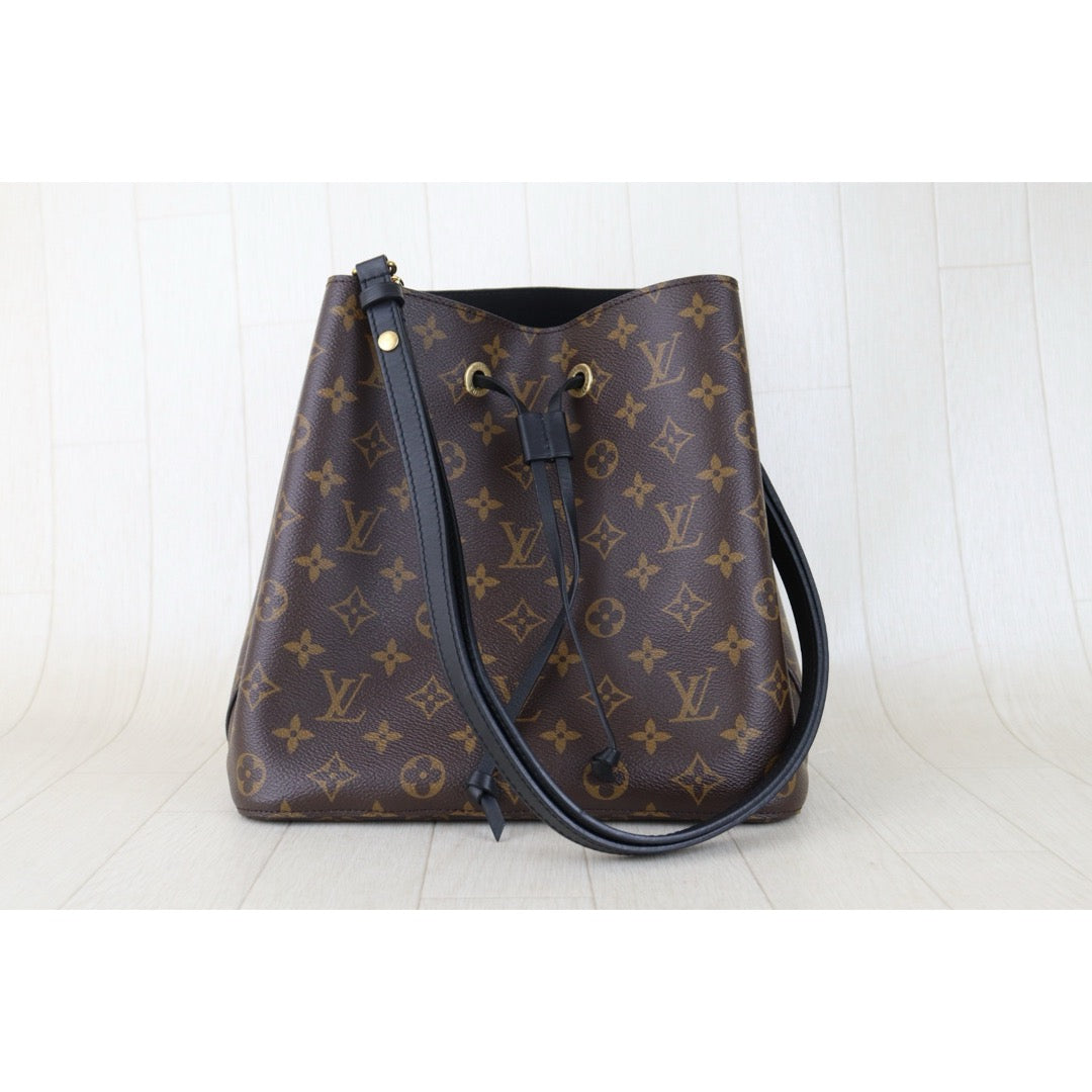 Include Entrupy Certificate of Authenticity｜Very Good ( Rank A)｜ Louis Vuitton Monogram Neo Noe Shoulder Bag Black Current Model IC Chips Model ｜S26022802