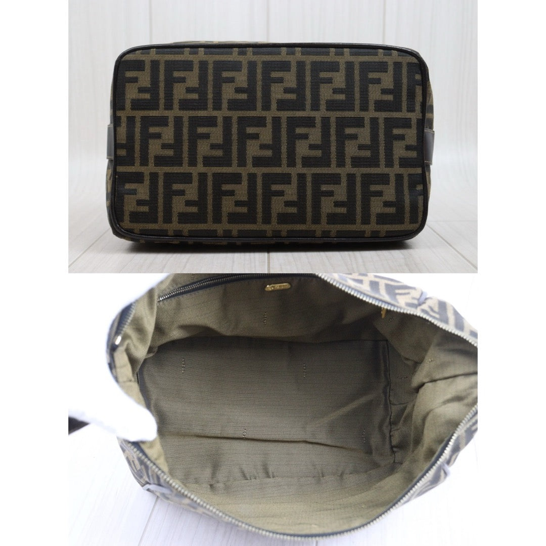 Include Entrupy Certificate of Authenticity｜Good ( Rank AB)｜ FENDI GM Zucca Handbag ｜26042303