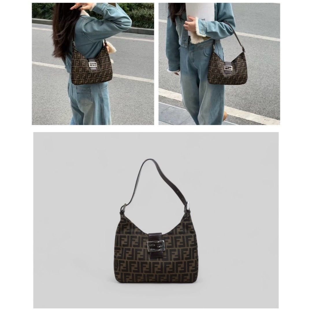 Very Good ( Rank A)｜ FENDI Zucca Mamma Shoulder Bag ｜25061218