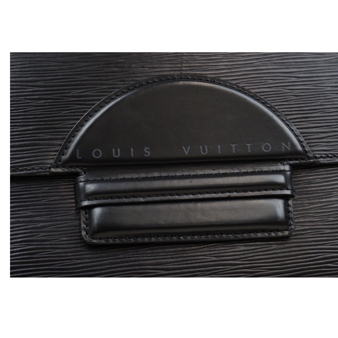Rank A ｜ LV Epi Courcelles Clutch Black｜24040809