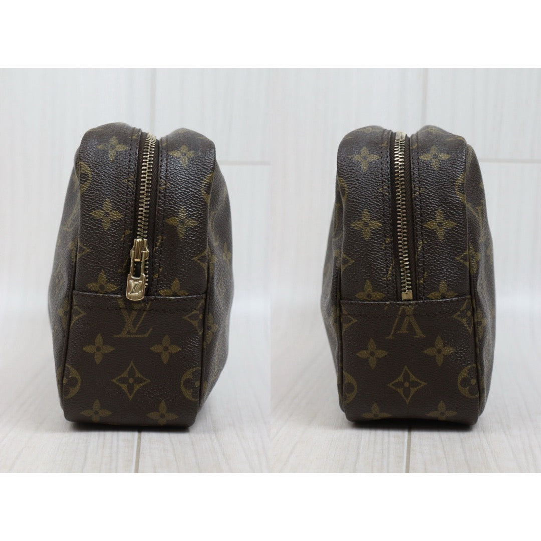 Very Good ( Rank A)｜ LV Truth Toilet 28 Monogram Makeup Pouch｜26030503