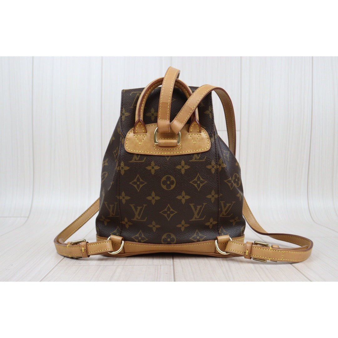 Rank AB｜ LV Monogram Montsouris PM Backpack｜V24031205