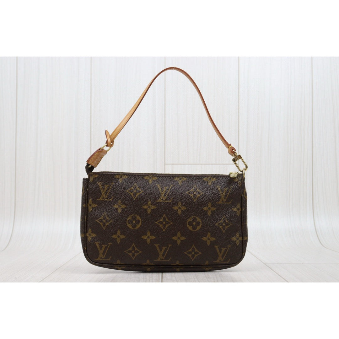 Good ( Rank AB)｜LV Monogram Pochette Accessoires ｜25051504