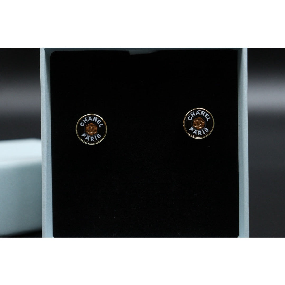 Include Authentic Detective Certificate of Authenticity｜Excellent（Rank SA）｜ CHANEL B24C  Golden Enamel Buttons Earrings Made In 2024Year｜S26031012