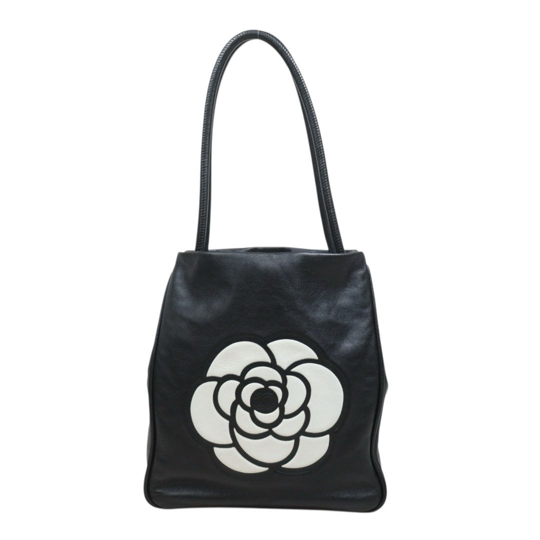 Include Entrupy Certificate of Authenticity｜Good ( Rank AB)｜ CHANEL Lambskin Camellia Tote Bag Black Made In 2003-2004Year｜26062906