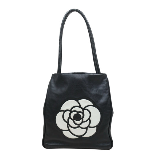 Include Entrupy Certificate of Authenticity｜Good ( Rank AB)｜ CHANEL Lambskin Camellia Tote Bag Black Made In 2003-2004Year｜26062906