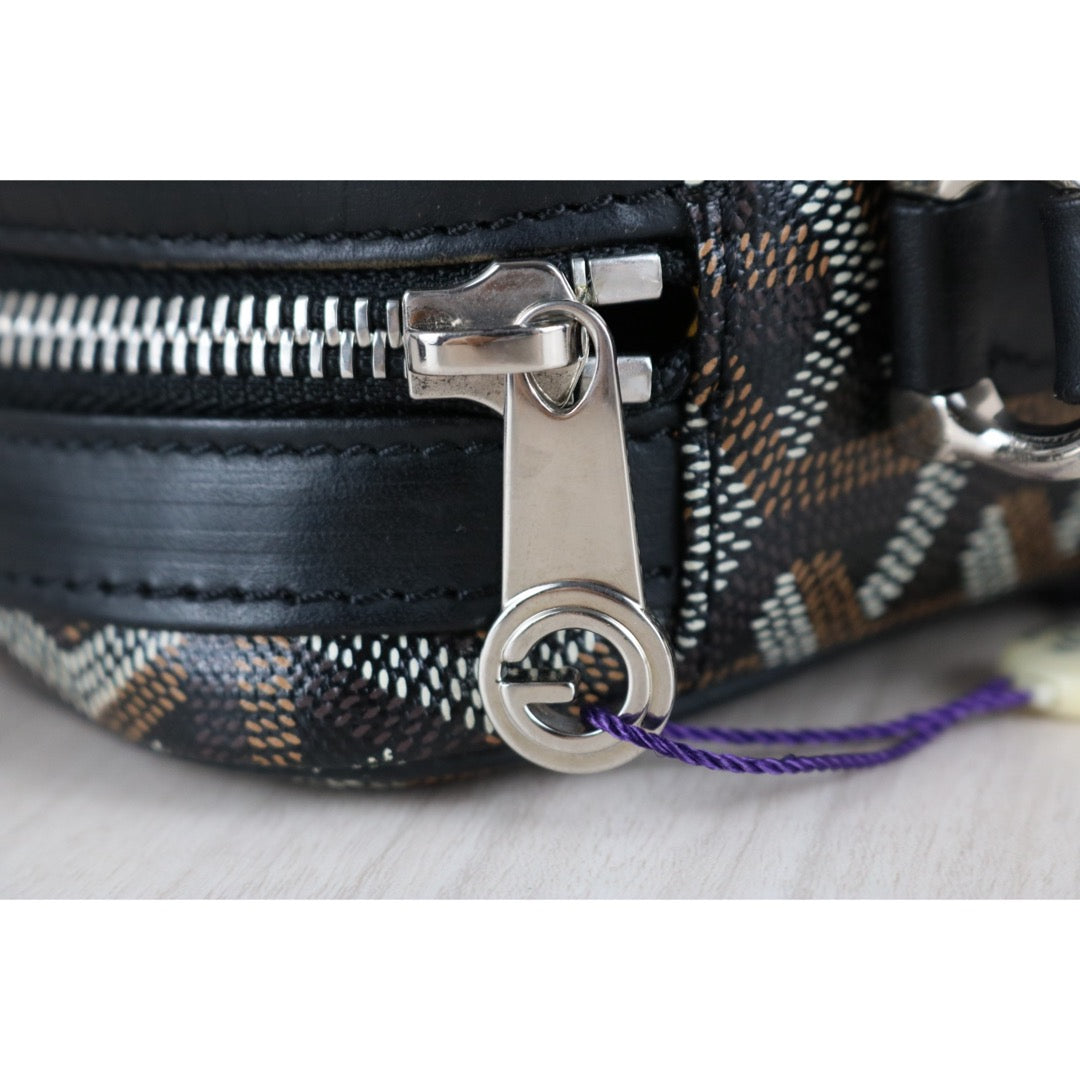 Very Good ( Rank A) ｜ Goyard Cap Vert Shoulder Bag Black｜S25070710