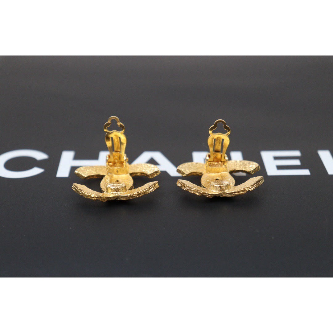 Very Good ( Rank A)｜CHANEL Coco Mark Knitting Design Earrings ｜24042514