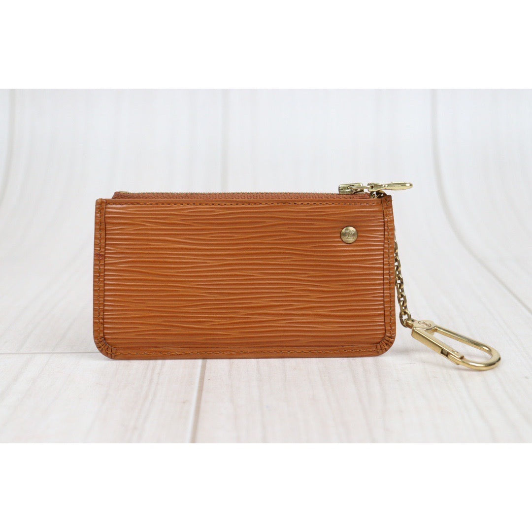 Rank AB ｜LV Epi Pochette Kure Coin Case Key Case ｜23111403