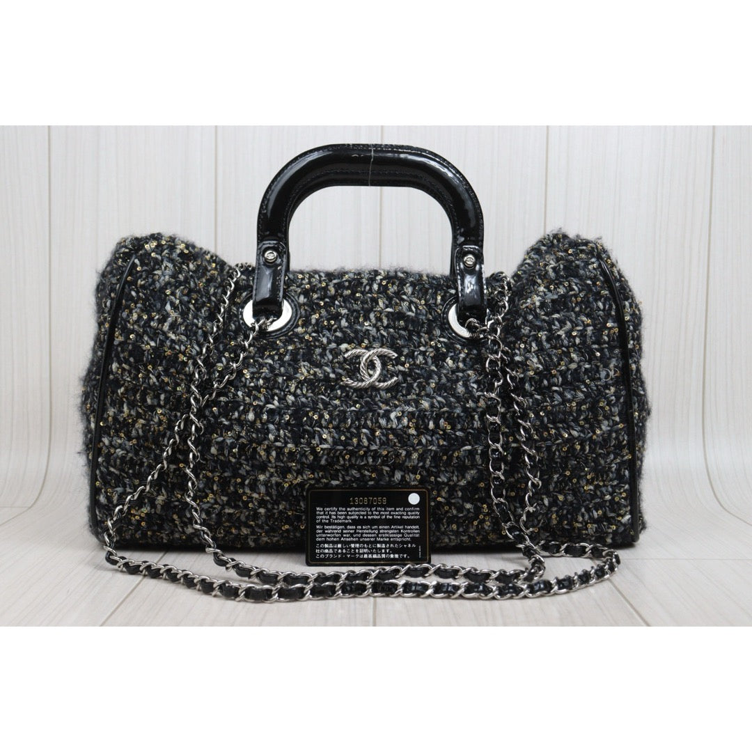 Include Entrupy Certificate of Authenticity｜Good ( Rank AB) ｜ CHANEL  Woolen Matrasse Chain 2 Way ToteBag Shoulder Bag Black Made In 2009-2010Year ｜A26042106