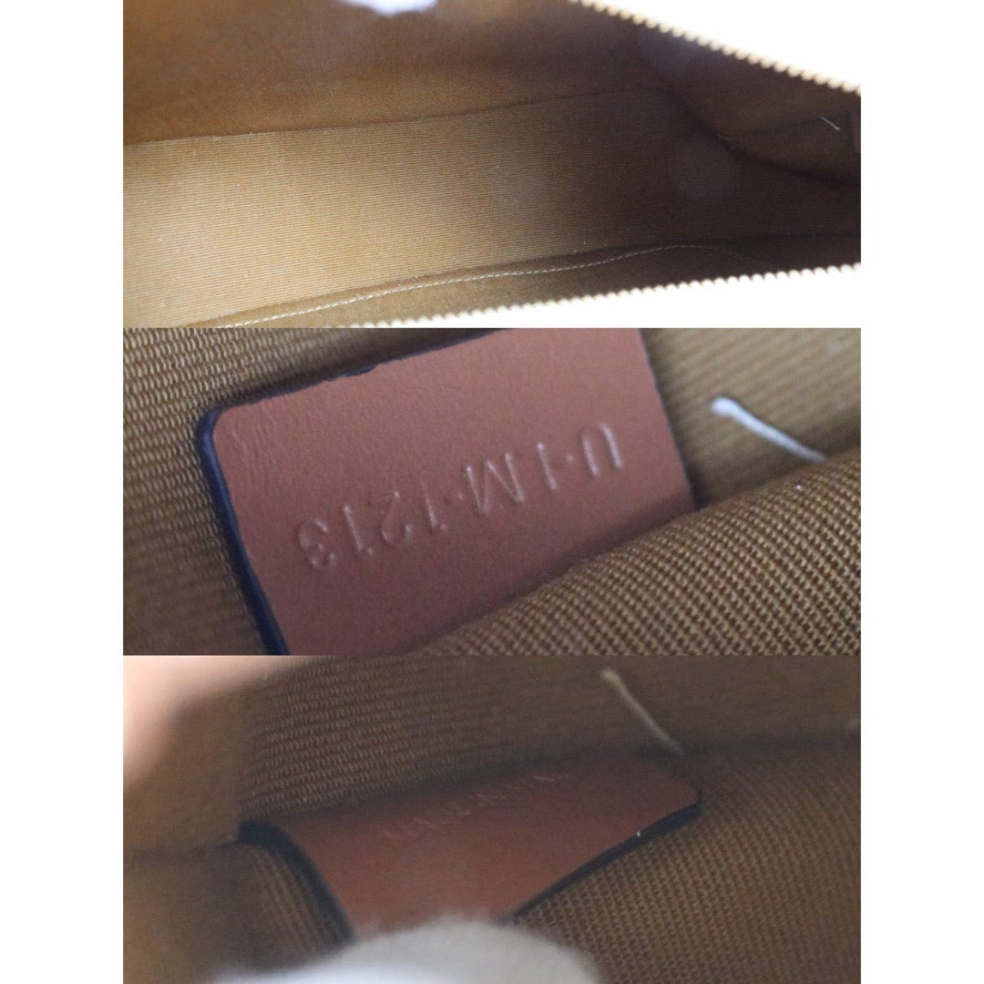 Include Entrupy Certificate of Authenticity｜Very Good ( Rank A)｜ CELINE AVA Macadam Triomphe Calf Leather Shoulder Bag White ｜S26072903