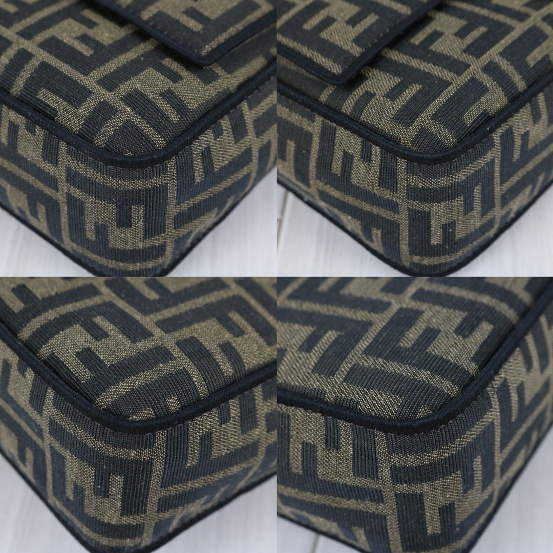 Very Good ( Rank A)｜ FENDI Mamma Baguette Shoulder Bag  Gold Hardware Current Model｜X25072602