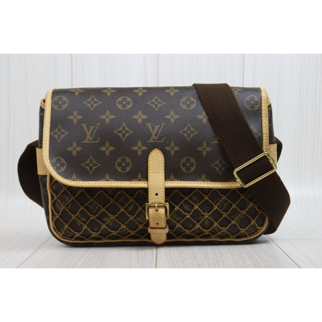 Include Entrupy Certificate of Authenticity｜Good ( Rank AB)｜Louis Vuitton Monogram Mesh Messenger ShoulderBag ｜26042817