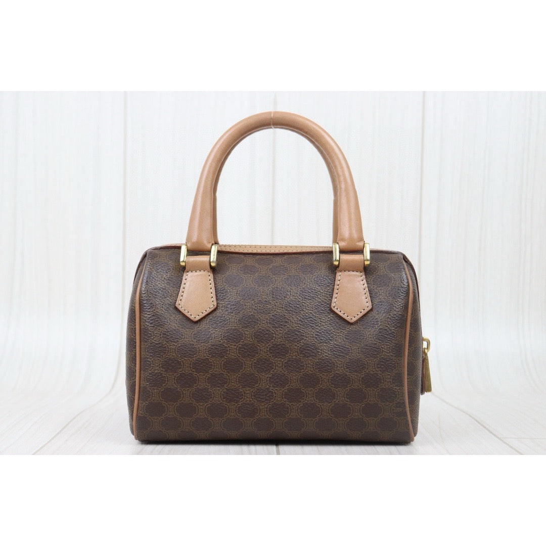 Good ( Rank AB) ｜CELINE Macadam Poston 18 Bag  ｜V24103127