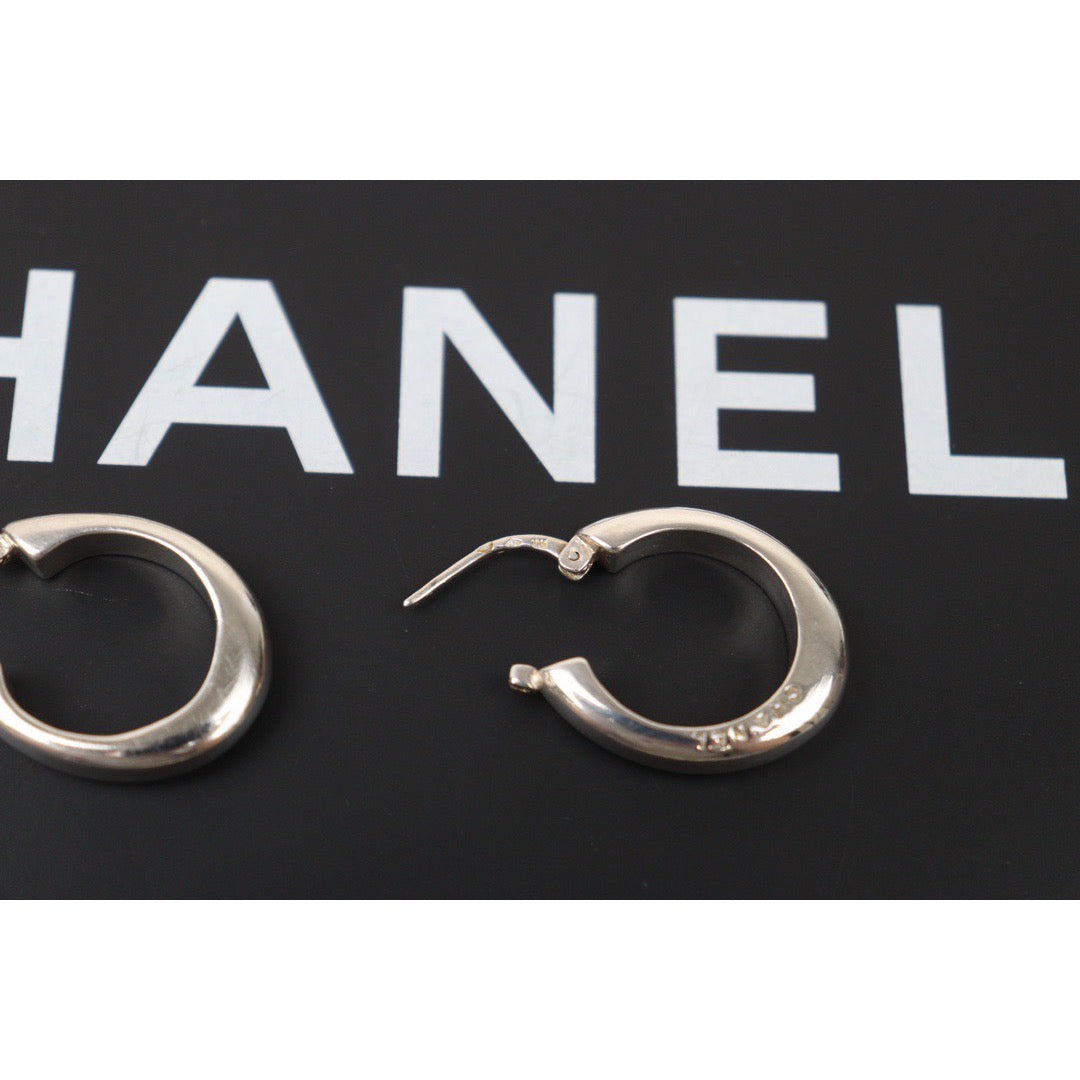 Rank A ｜CHANEL Vintage Silver Plating Earrings ｜Q24053024