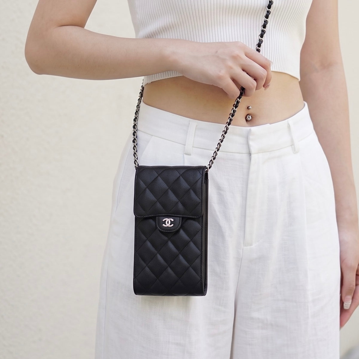 Include Entrupy Certificate of Authenticity｜Very Good（Rank A）｜CHANEL Caviar Skin  Flap Phone Holder Chain Shoulder Bag Black Made In 2021-2022 Year ｜S26090742