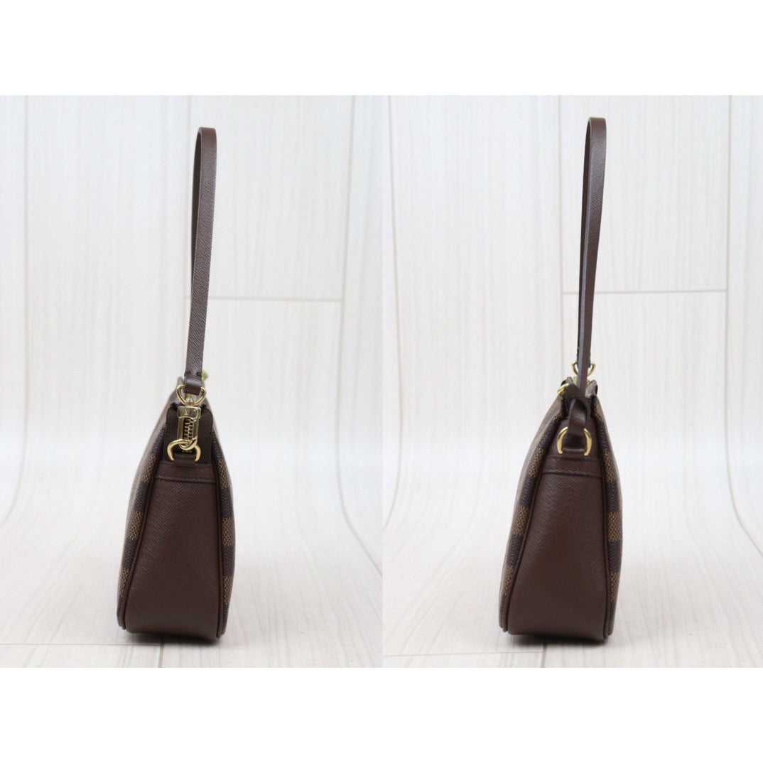 Rank A ｜ LV Damier Truth make up ｜24043001