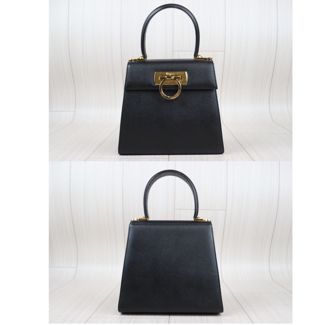 Rank A  ｜Ferragamo Gancini 2WAY Handbag  Shoulder Bag｜23122121