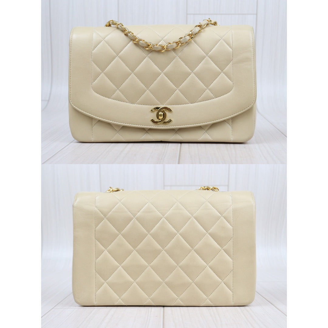 Rank AB ｜CHANEL Matrasse Diana 25 Lamb Skin Beige Shoulder Bag  ｜V24031229