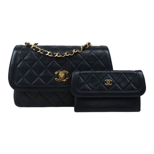 Rank AB｜ CHANEL Matrasse Lamb Skin Chain Bag Made in 1989-1991 Year｜P24062802