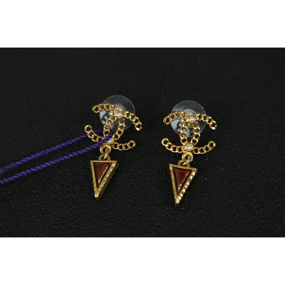 Very Good ( Rank A)｜CHANEL Vintage 18K Gold Plating Triangle Pendant Earrings｜F25021105