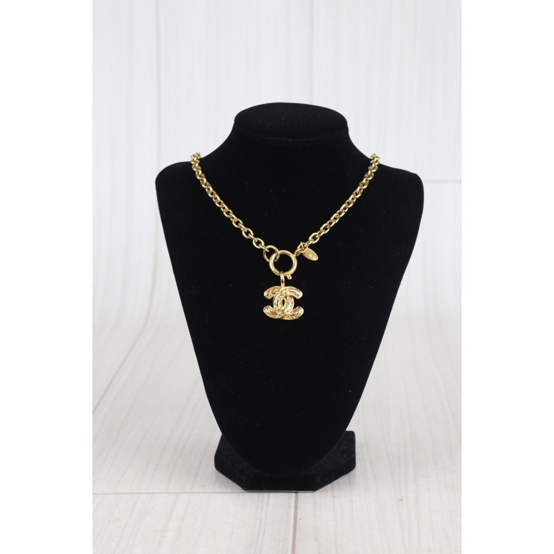 Rank A ｜  Chanel Vintage Coco Mark Gold Necklace ｜23091534