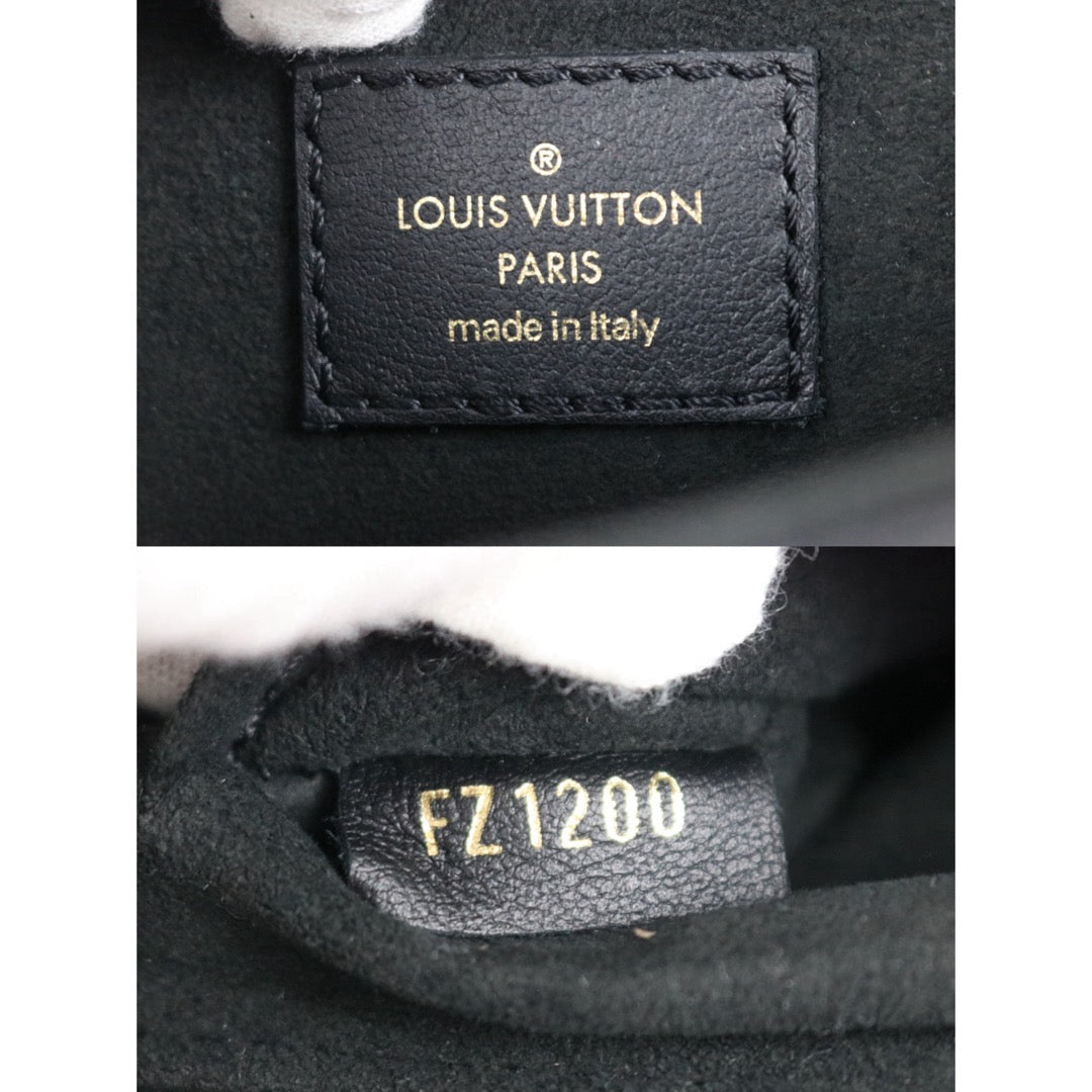 Include Entrupy Certificate of Authenticity｜Very Good ( Rank A)｜ Louis Vuitton Calf Leather  New Wave Multi Pochette  Black｜S26060801