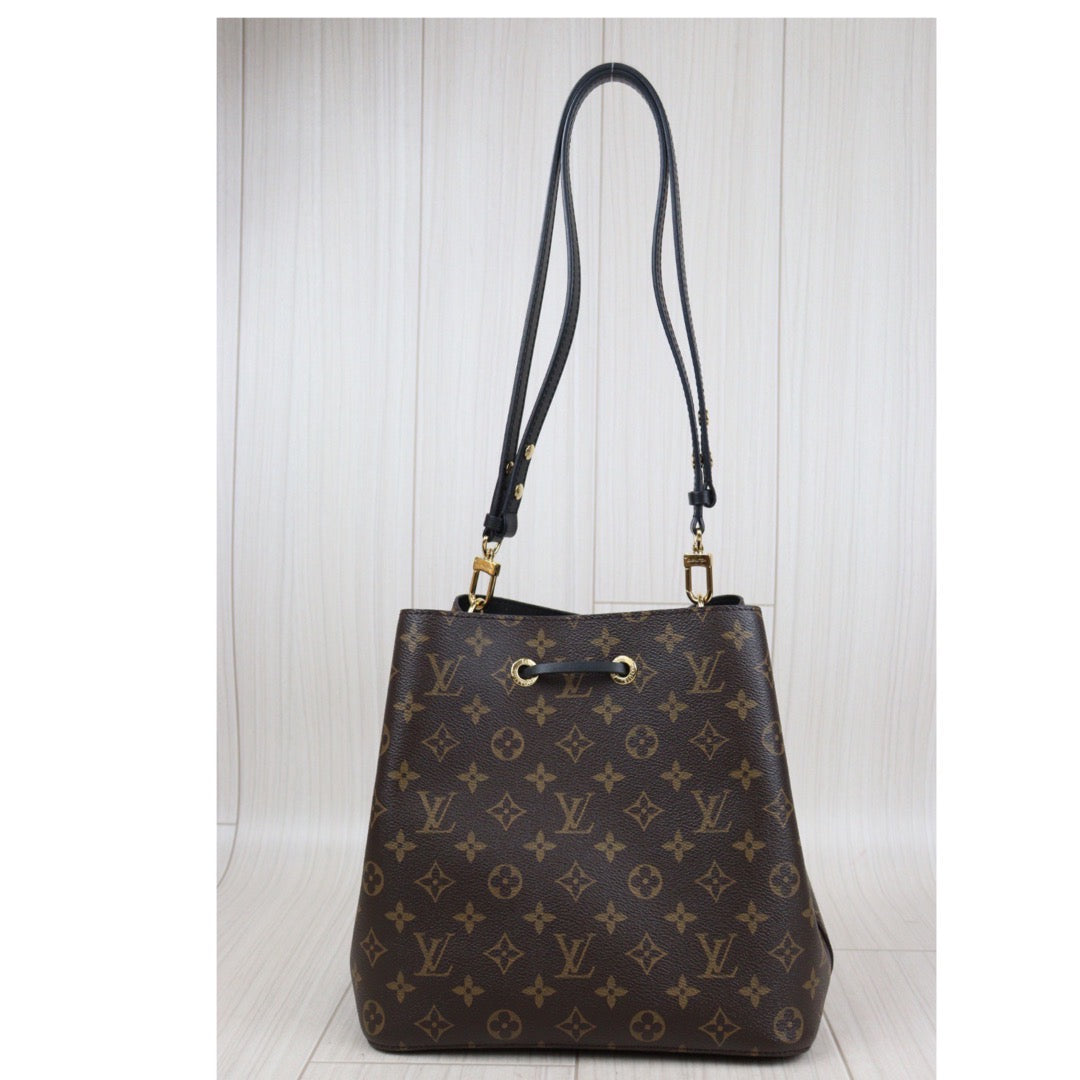 Rank A ｜ LV Monogram Shoulder Bag Black｜24010817