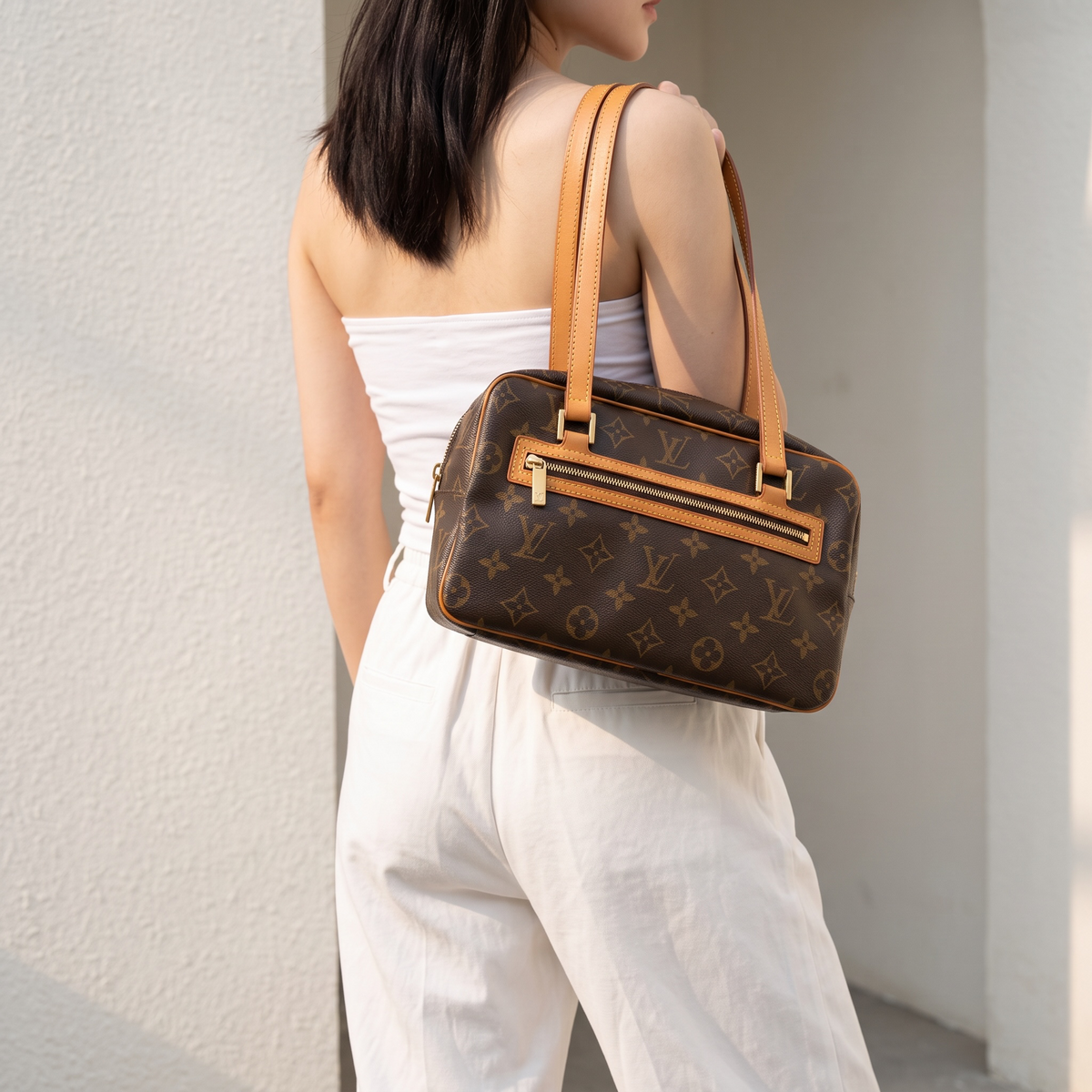 Include Entrupy Certificate of Authenticity｜Good ( Rank AB)｜LV Monogram Cite MM  Shoulder Bag｜26092406