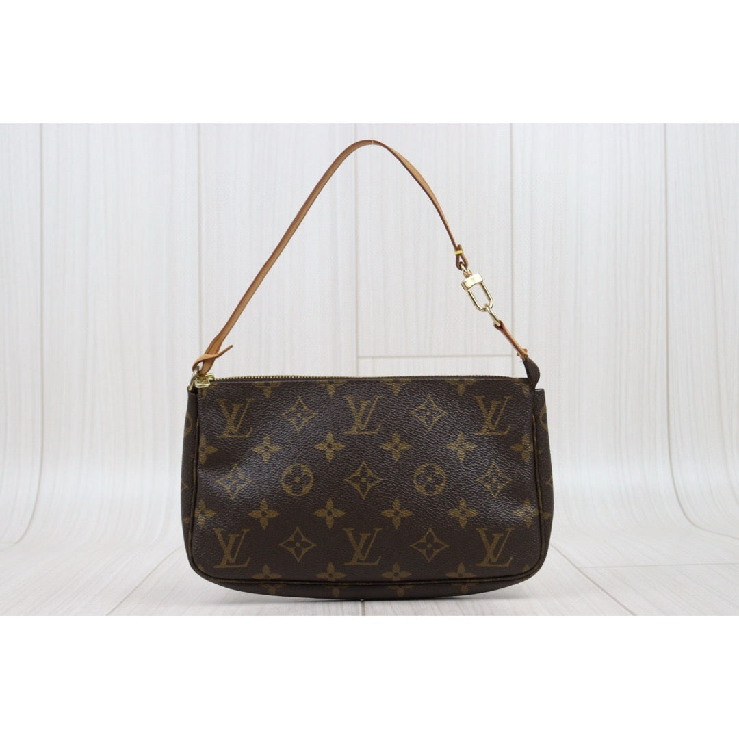 Good ( Rank AB)｜ LV Monogram Pochette Accessoires Vintage Model ｜25020615