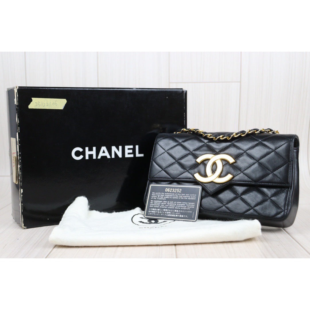 Rank AB ｜ CHANEL Matrasse Lambskin Shoulder Bag Black Made In 1986-1988Year｜23122106