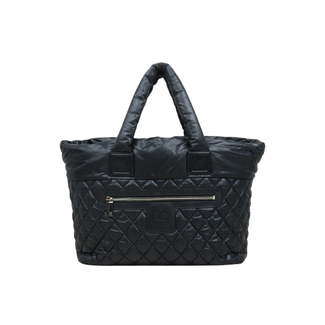 Very Good ( Rank A)｜ CHANEL Down Tote Bag  Black Made in 2009-2010Year ｜25070106