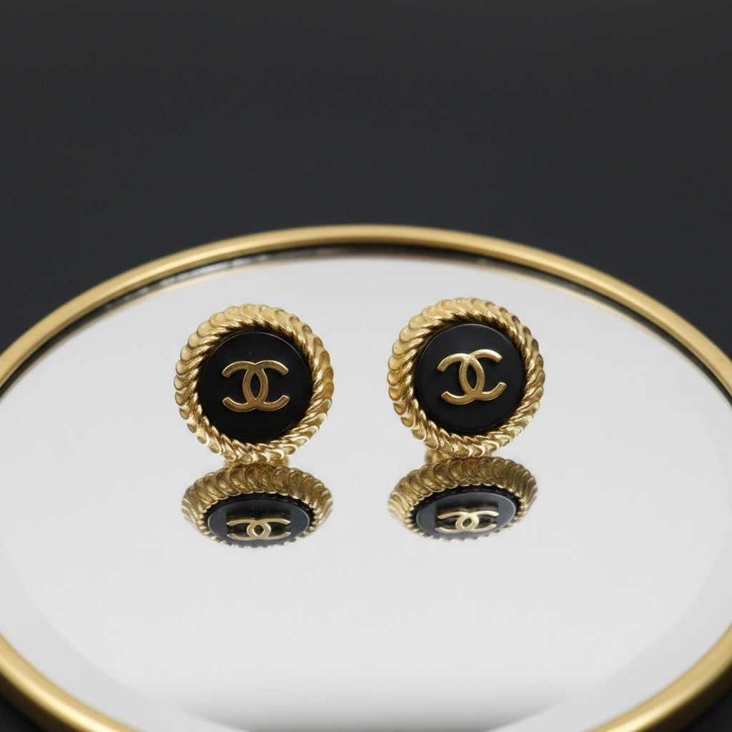 Include Authentic Detective Certificate of Authenticity｜Very Good ( Rank A) ｜CHANEL 95A COCO Mark Vintage Earrings Made In 1995 Year ｜26070306