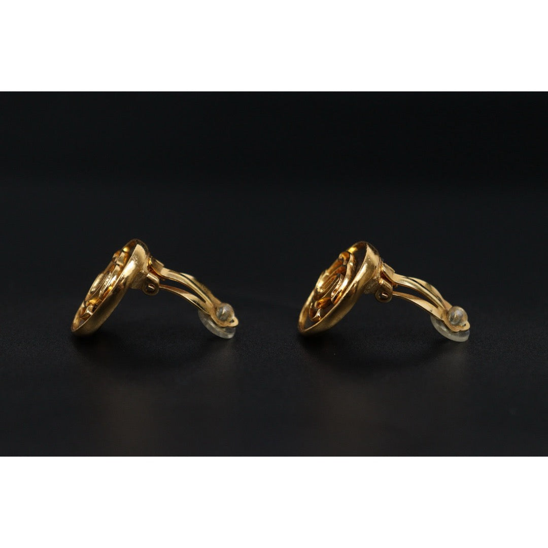 Include Authentic Detective Certificate of Authenticity｜Very Good ( Rank A) ｜CHANEL 03P Coco Mark Golden Earrings Made In 2003 Year ｜26052102