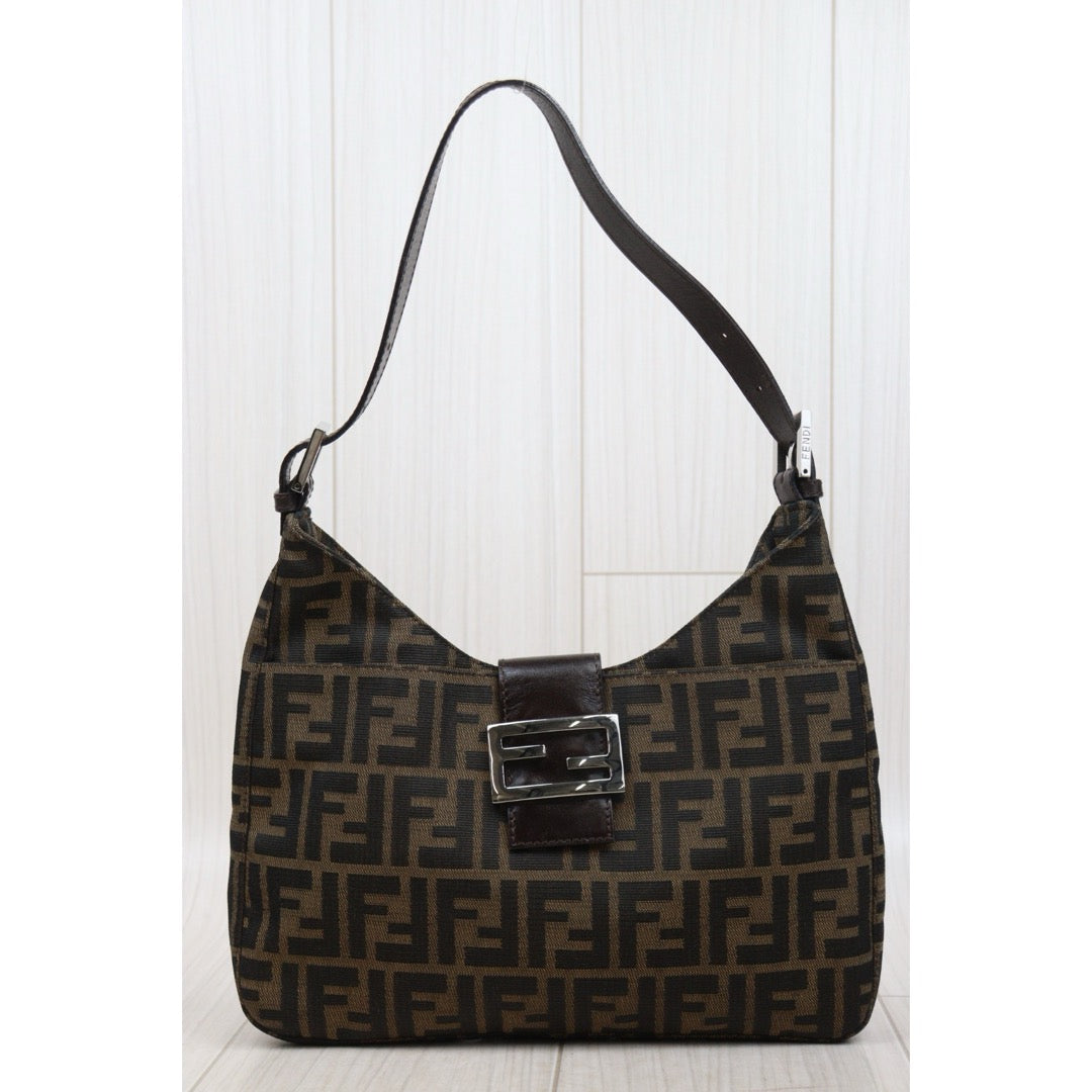 Very Good ( Rank A)｜ FENDI Zucca Mamma Shoulder Bag ｜25061218