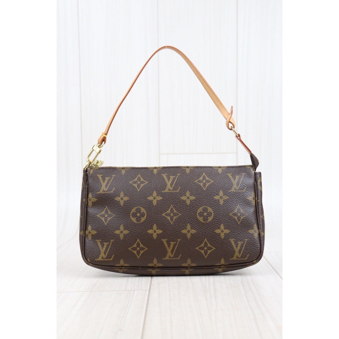 Rank A ｜ LV Monogram Pochette Accessoires ｜V23110917