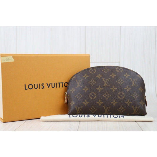 Rank A ｜LV Monogram GM Pochette Cosmetics｜24081901