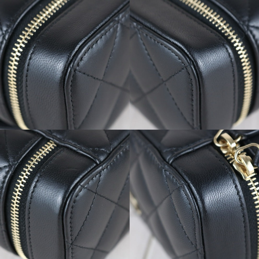 Very Good ( Rank A) ｜ CHANEL Lamb Skin Vanity  Made In 2017 Year ｜X25081814