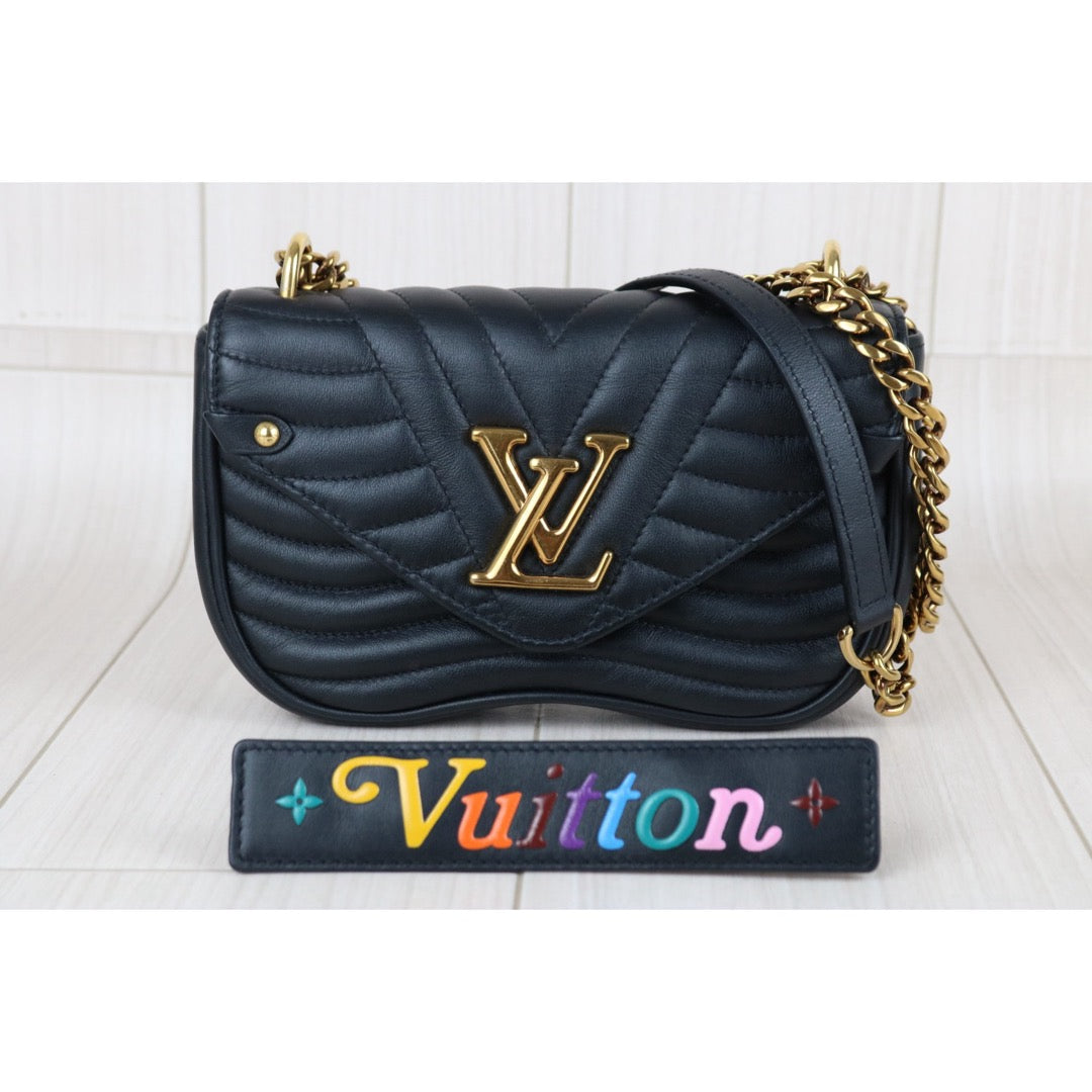Include Entrupy Certificate of Authenticity｜Very Good ( Rank A)｜ Louis Vuitton Calf Leather  New Wave Multi Pochette  Black｜S26060801