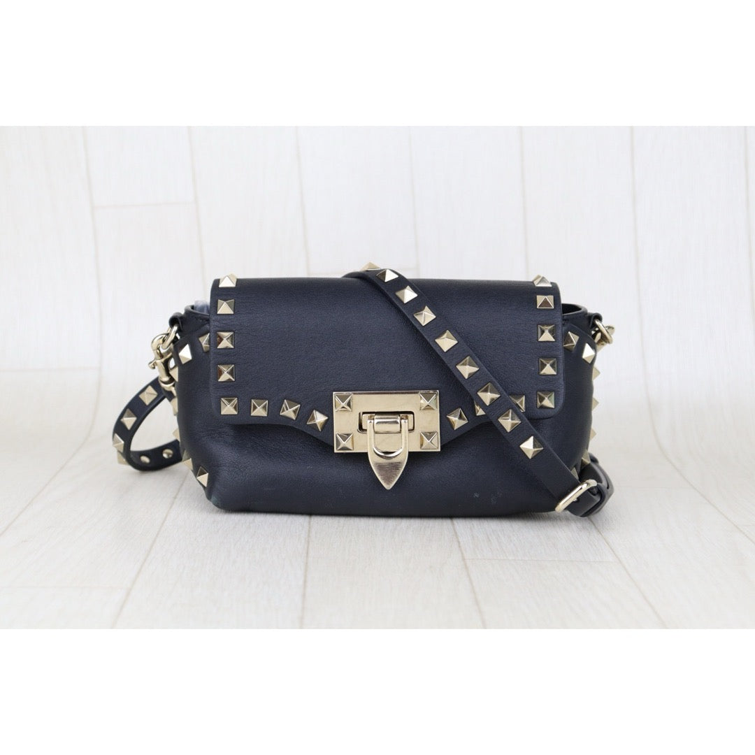 Good ( Rank AB)｜VALENTINO Rockstud Calf Leather Shoulder Bag Black ｜H25063012